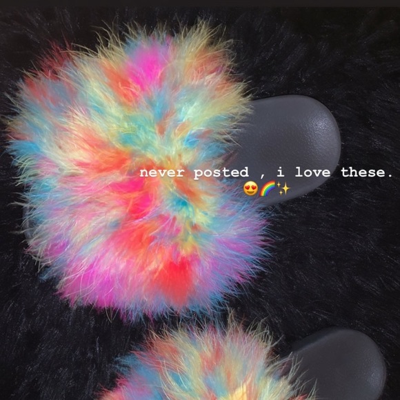 Furry Slides - Picture 3 of 4